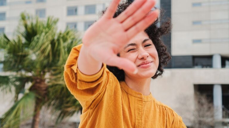 17 Awkward Situations Every Shy Introvert Fears Most 4 woman shy worry stop no