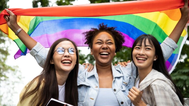 What's Behind the Increase in LGBTQ+ Youth? 5 women lgbt