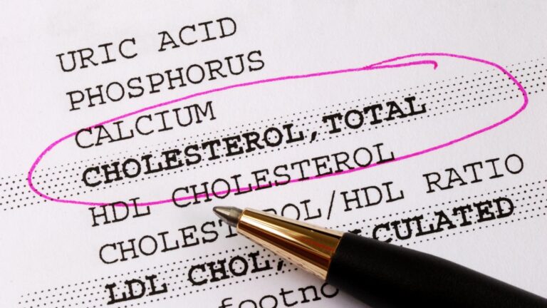 15 Natural Ways to Lower Your Cholesterol and Improve Heart Health 3 cholesterol health