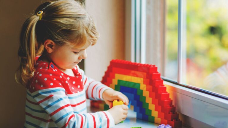 15 Ways Today's Education System Is Different from the 60s and 70s 2 kid toy play school